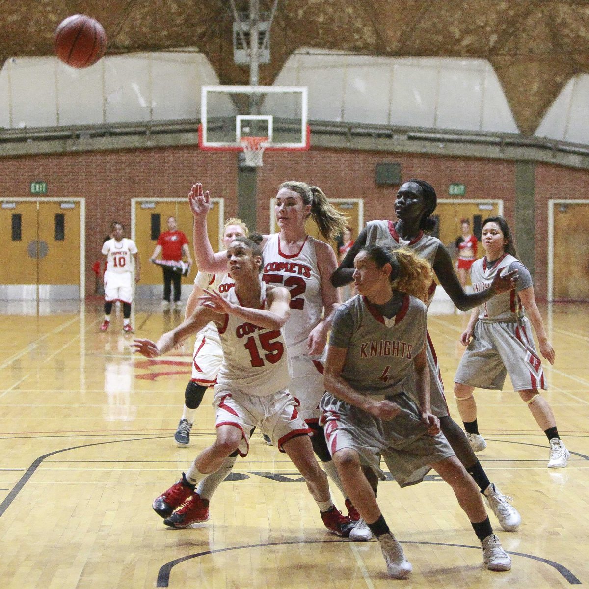 Jan. 17, 2014 | Bianca Littleton (15) of Palomar goes after a rebound during game against San Diego City College at The Dome. Palomar won the game 97-83, Littleton scored 11 points. (Stephan Davis/The Telescope)