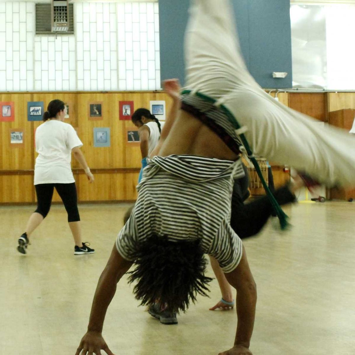 Palomar student Isaiah Crawford practices between exercises, Sept. 16, 2014. (Angela Marie Samora/The Telescope)