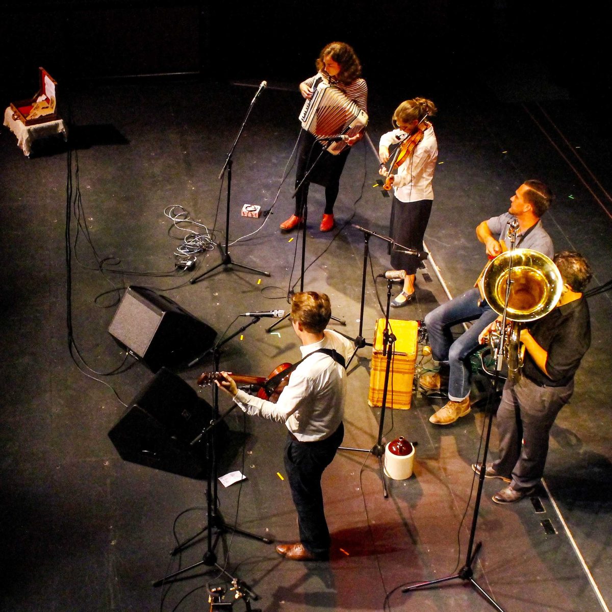 The G Burns Jug Band plays at the Palomar College Concert Hour Thursday on Oct. 9, 2014. (Angela Marie Samora/The Telescope)