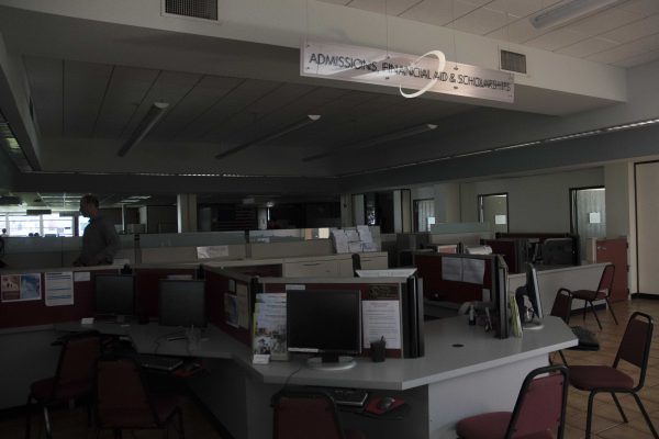 Palomar facilities are in the dark during the power outage at Palomar on Nov. 10, 2014. (Casey Cousins/The Telescope)