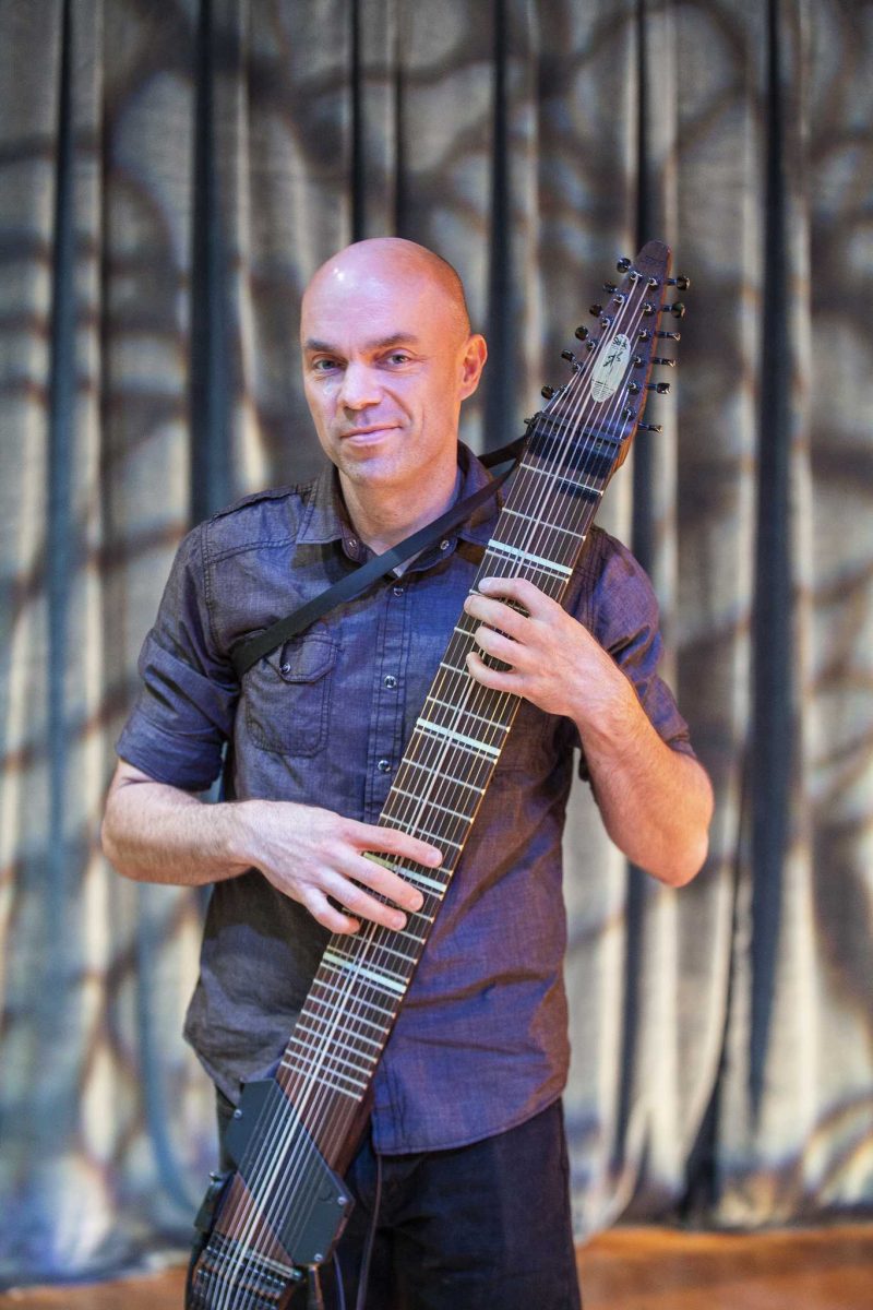 Chapman Stick player Tom Griesgraber. (Stephen Davis/The Telescope)