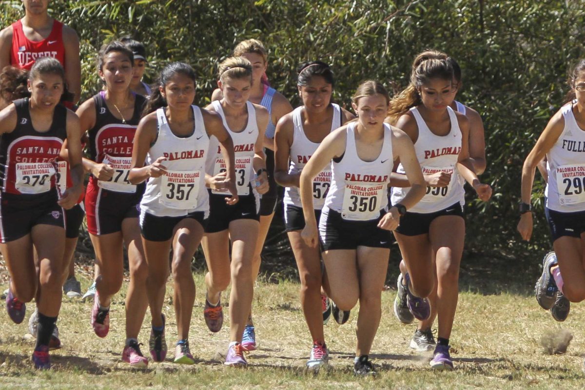 Palomar’s Valeria Ramirez (357), Laura Jones (353), Savannah Gual (352), Riley Chapman (350), and Janette Perez (356) take off during the start of the Palomar College Cross Country Invitational held at Guajome Park in Oceanside, Calif. on Sept 11, 2016. Palomar women’s team finished in fifth place with 104 total points. (Philip Farry/The Telescope)