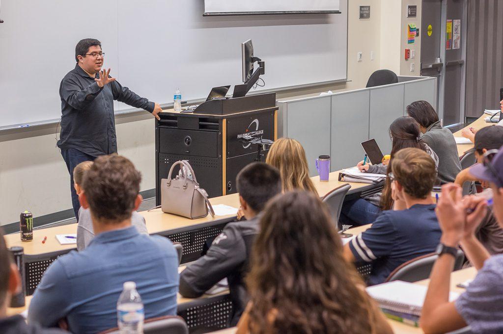 Angel Garcia, Temecula City Council candidate and election campaign Strategist gave a talk titled “Who Wrote Melania Trump’s Speech: Political Originality in Campaigns” at the Political Economy Lecture on Oct. 27, 2016. (Joe Dusel/The Telescope)