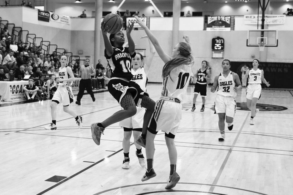 Palomar guard Christina Ellis goes up for a layup during the Comets state championship semifinal loss to College of the Siskiyous. (Hugh Cox/The Telescope)