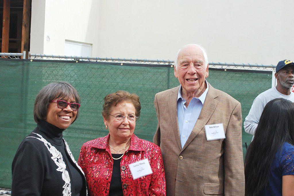 President Joi Lin Blake (l) poses for photo with Anita Maag and Bob Wilson during groundbreaking event for the Anita and Stan Maag Food & Nutrition Center. (Linus Smith/The Telescope)