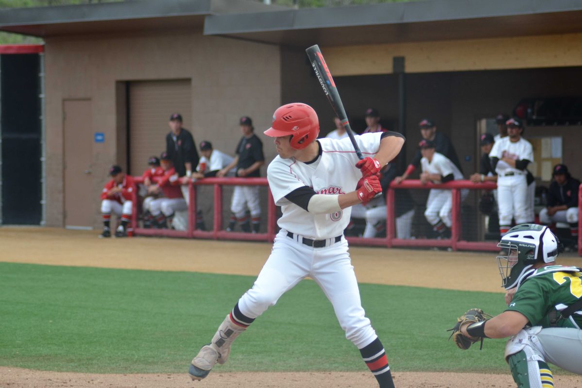 Palomar comet Justin Folz batting