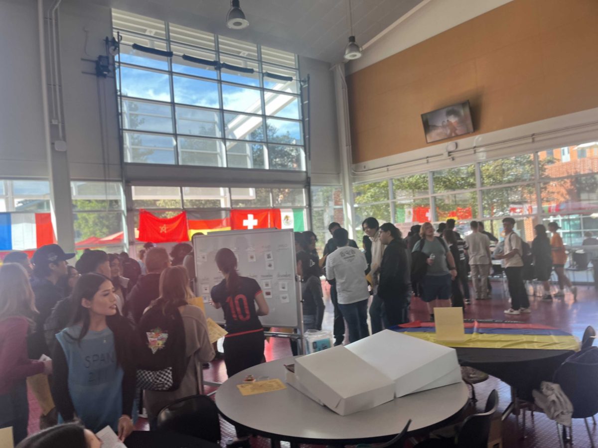 The Student Union was crowded for this semester’s Café International focusing on Holidays from Around the World. Photo credit: Yanna Baradin