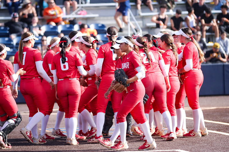 2025 Palomar Softball team celebrating.