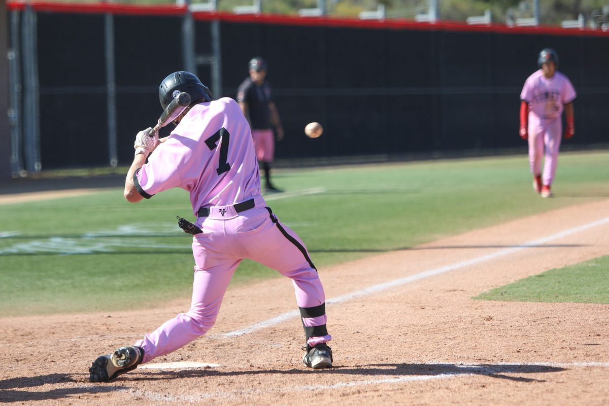 Left fielder #7 Braedon Peterson-Cheek moments before making contact with the ball. Peterson-Cheek went 2 for 5 during this game. Photo credit: Lexi Thurman