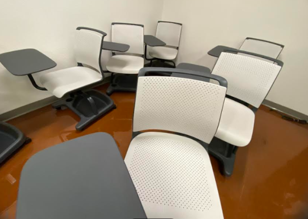 The desks in ESC- 103 are just one example of the amount of space students have for their belongings throughout Palomar’s campuses on Sept. 4, 2025 at Palomar’s Escondido Center.